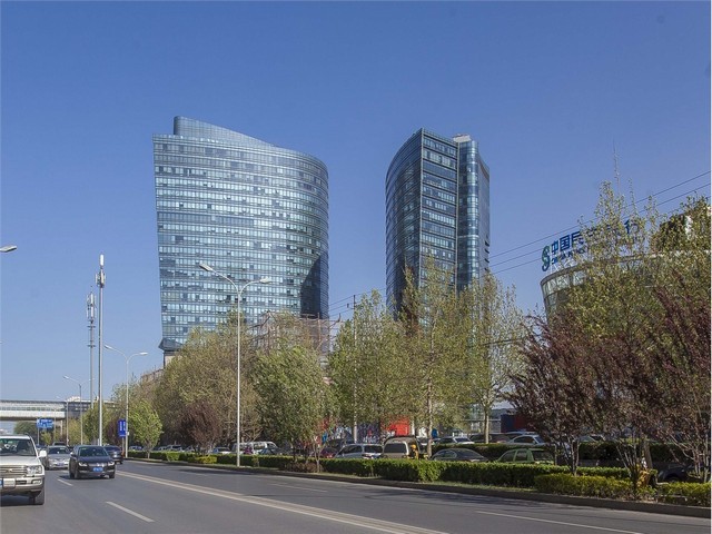 齐悦国际马桶掉进异物如何解决